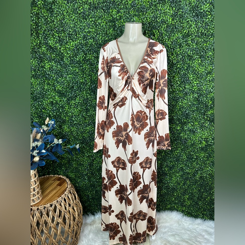 Nwt Commense Floral v neck maxi Long Sleeve Dress - Cream and Brown - Picture 7 of 16